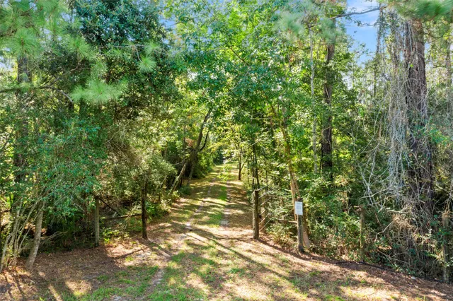 $695,000 | 1500 FM 517 Road East, Dickinson, TX 77539