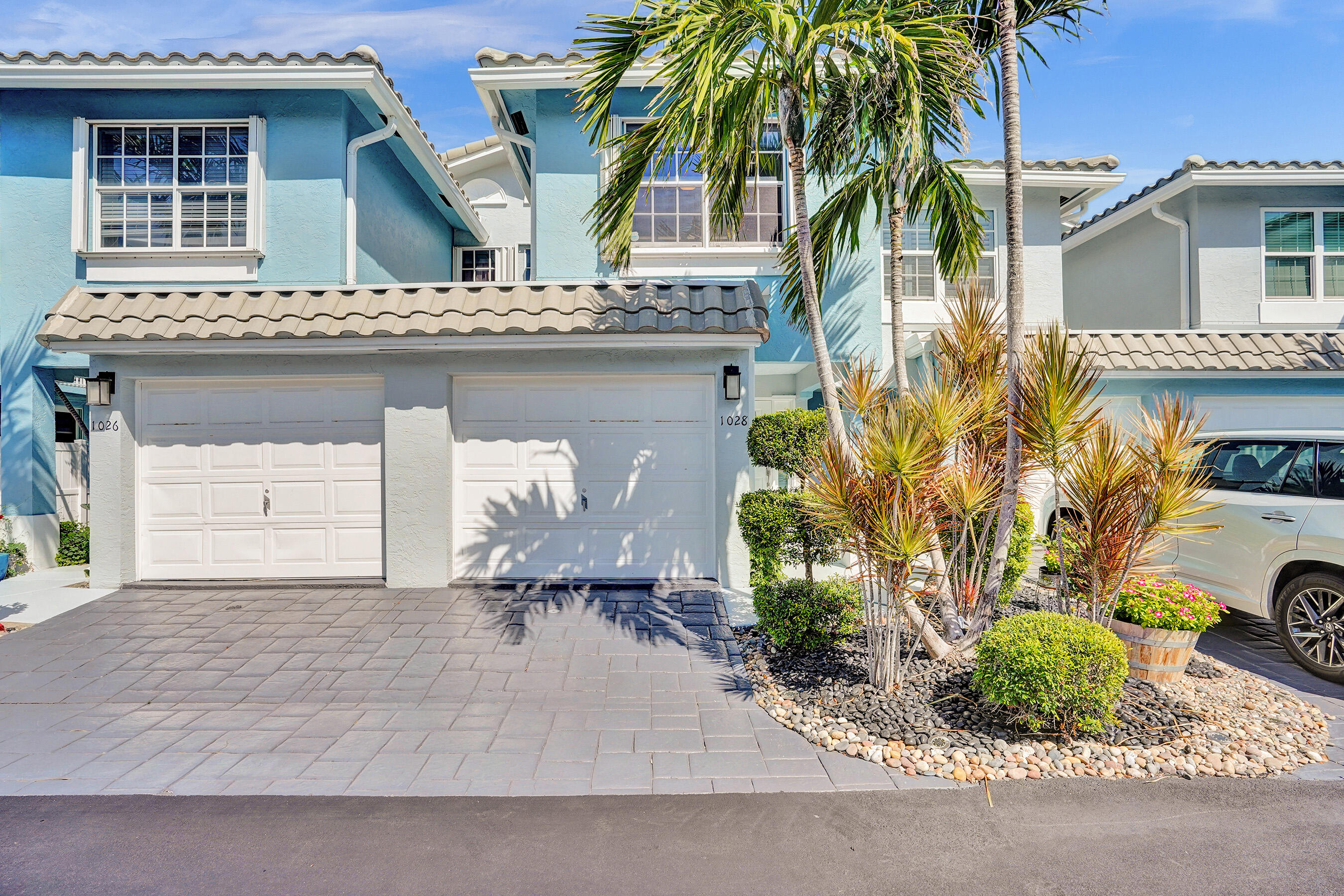 1028 Jeffery Street Boca Raton, FL 33487 - Photo 2 of 85 DSC08161
