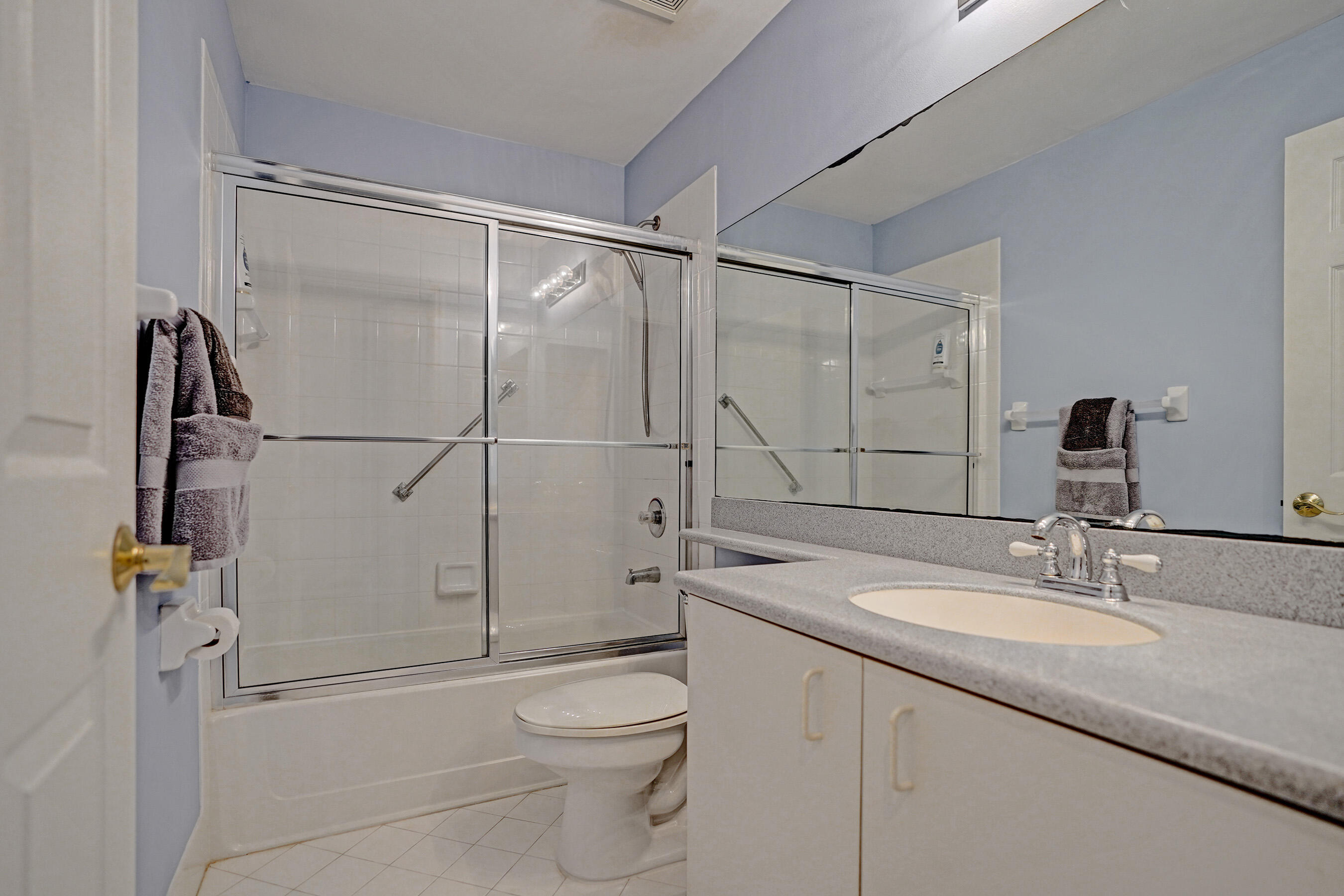 1028 Jeffery Street Boca Raton, FL 33487 - Photo 39 of 85 DSC07972