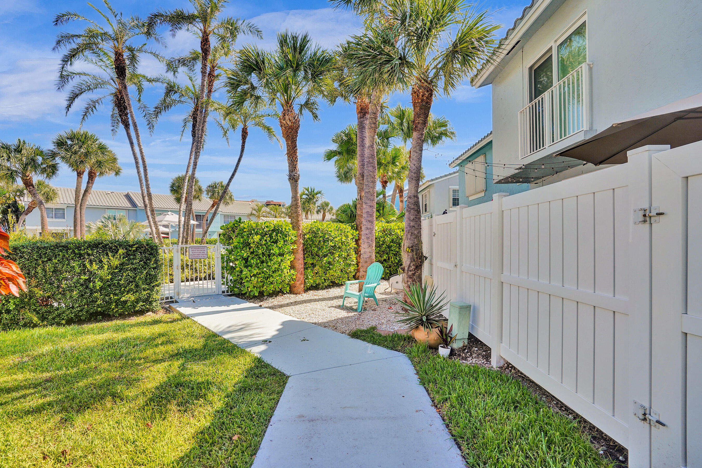1028 Jeffery Street Boca Raton, FL 33487 - Photo 57 of 85 DSC08125