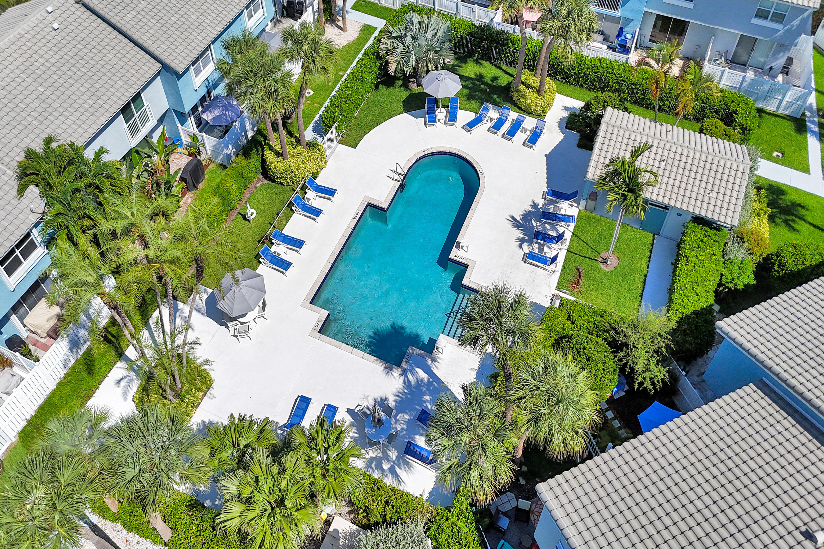 1028 Jeffery Street Boca Raton, FL 33487 - Photo 71 of 85 DJI_20250709104007_0002_D