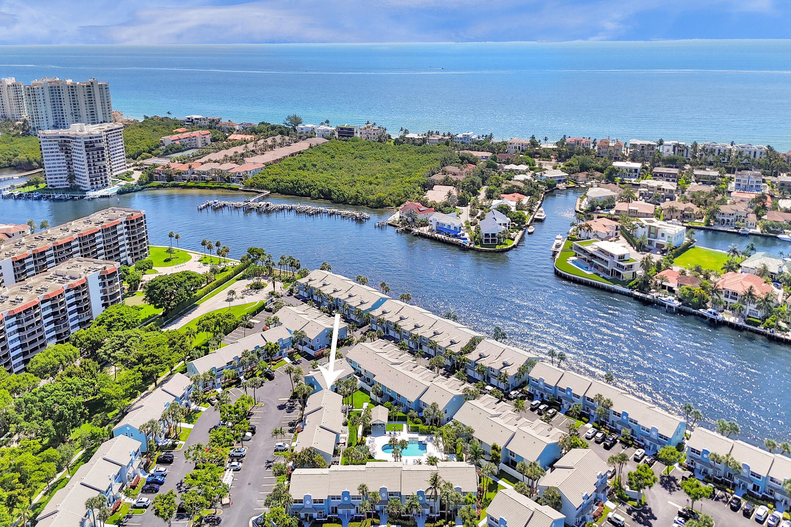 1028 Jeffery Street Boca Raton, FL 33487 - Photo 76 of 85 DJI_20250709104232_0008_D