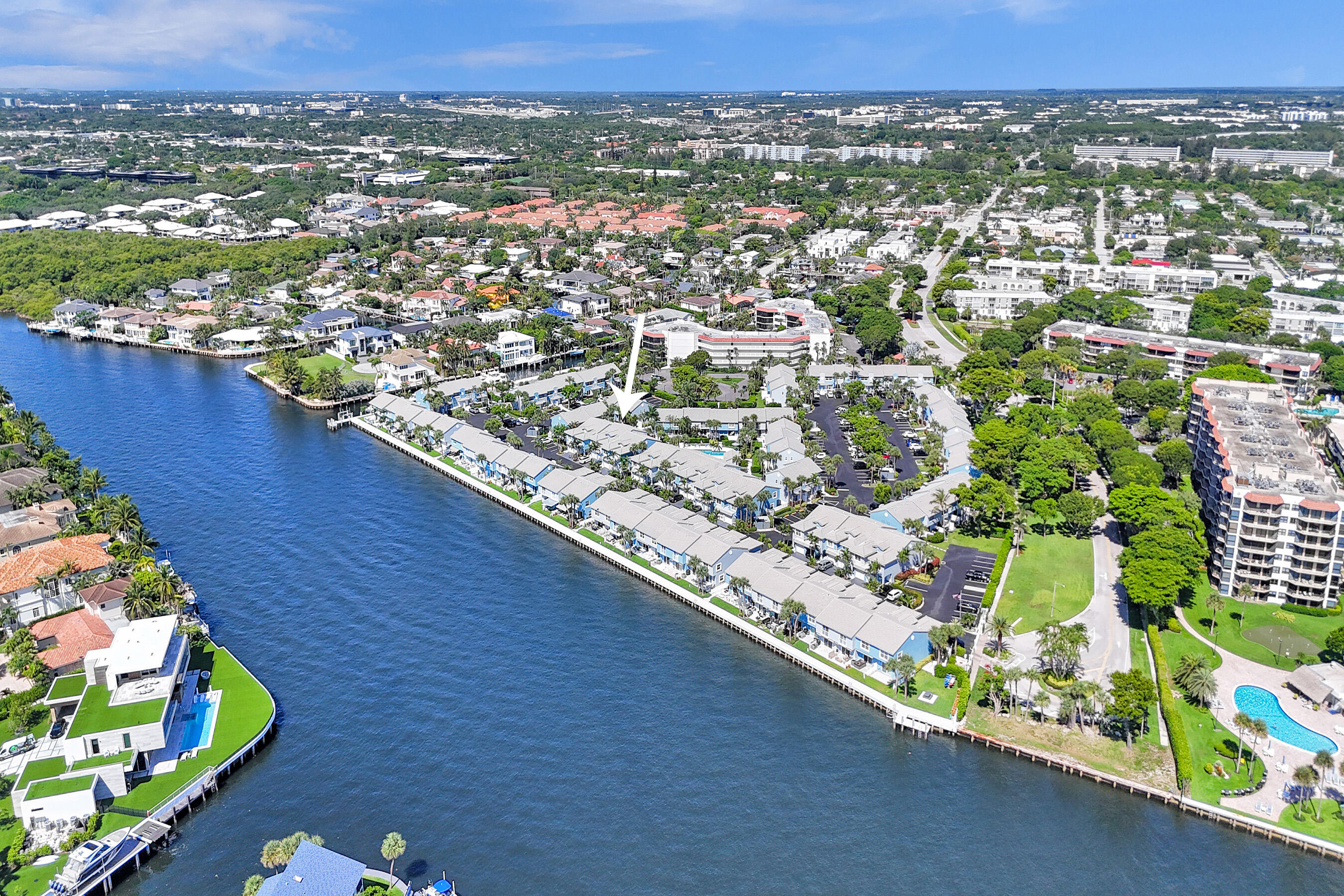 1028 Jeffery Street Boca Raton, FL 33487 - Photo 77 of 85 DJI_20250709104430_0012_D