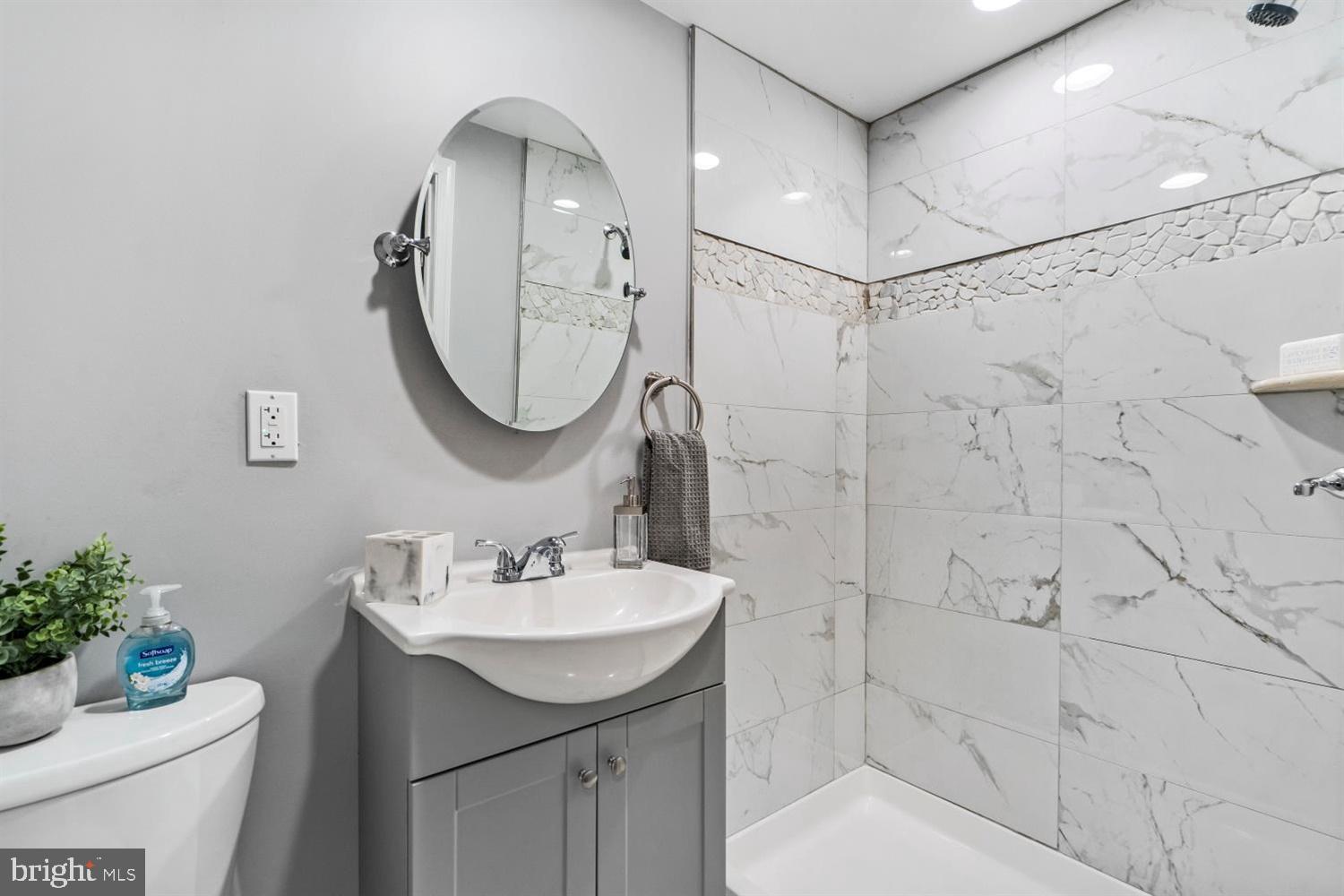 911 Wicklow Road Baltimore, MD 21229 - Photo 21 of 40