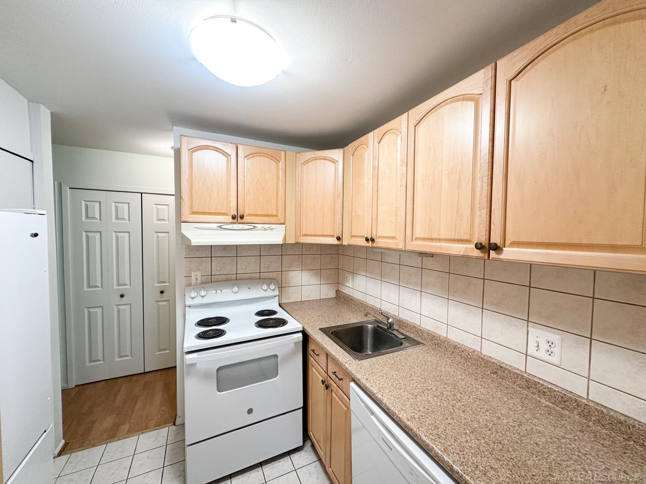 30248 Southfield Road, Unit 176 Southfield, MI 48076 - Photo 8 of 26