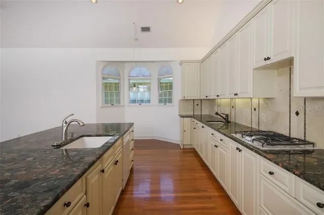 $10,500 | 1351 Dixie Lee Lane, Sarasota, FL 34231