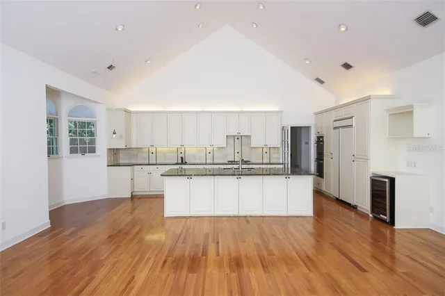 $10,500 | 1351 Dixie Lee Lane, Sarasota, FL 34231