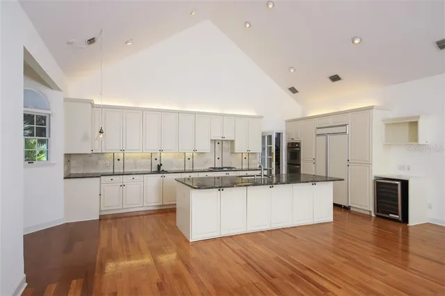 $10,500 | 1351 Dixie Lee Lane, Sarasota, FL 34231