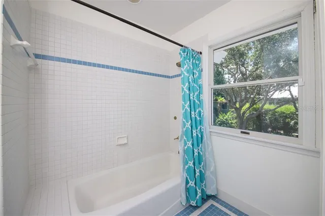 $10,500 | 1351 Dixie Lee Lane, Sarasota, FL 34231