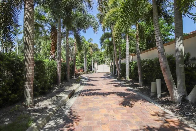 $10,500 | 1351 Dixie Lee Lane, Sarasota, FL 34231