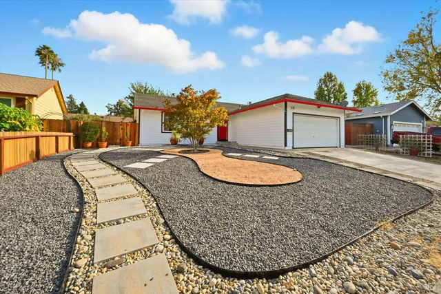 $640,000 | 957 Emily Avenue, Rohnert Park, CA 94928