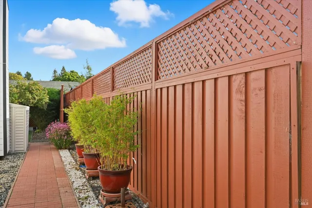 $640,000 | 957 Emily Avenue, Rohnert Park, CA 94928