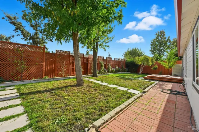 $640,000 | 957 Emily Avenue, Rohnert Park, CA 94928