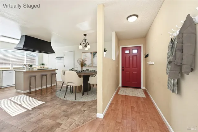 $640,000 | 957 Emily Avenue, Rohnert Park, CA 94928