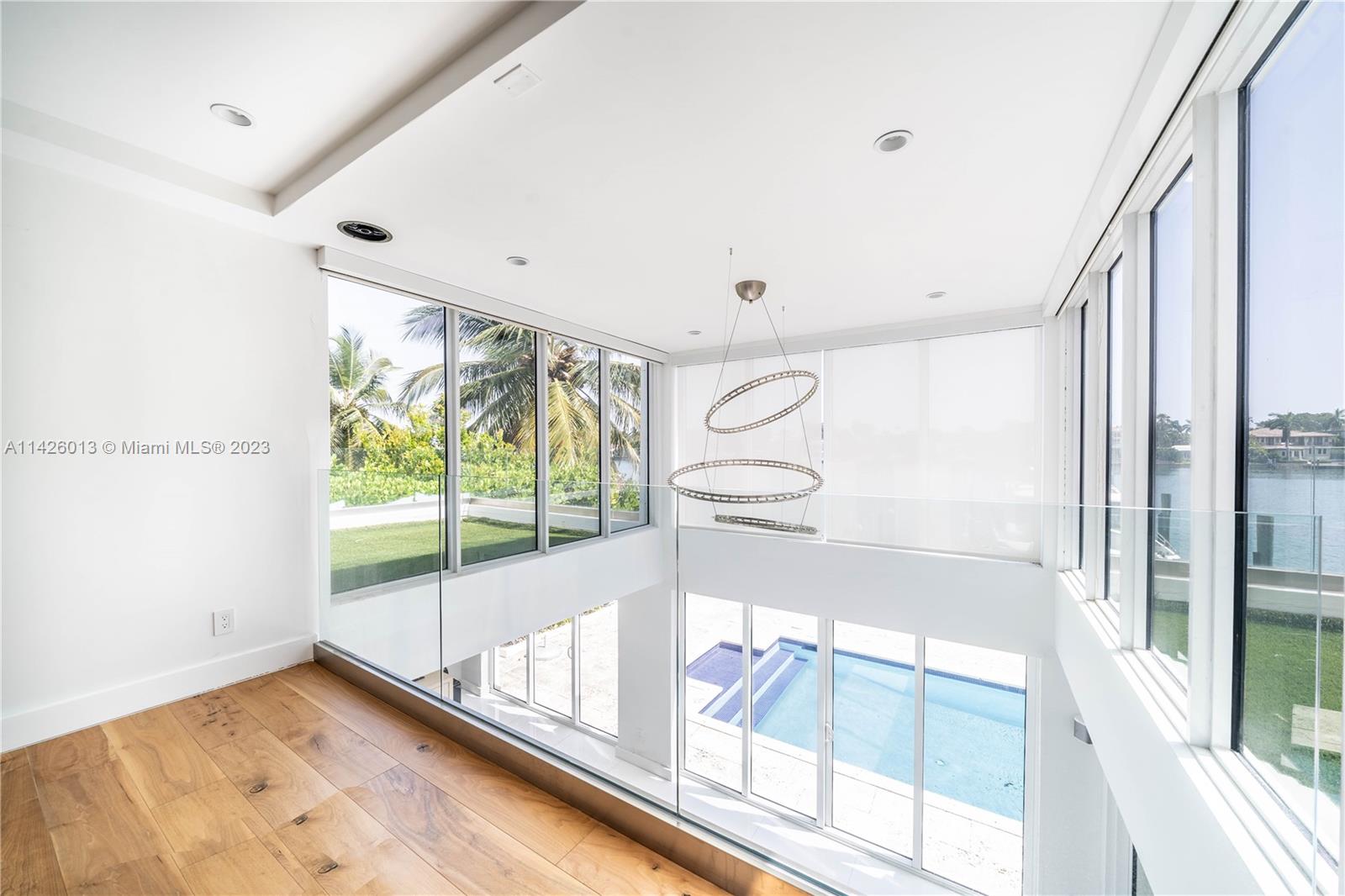 Palm Island Miami Beach, FL 33139 - Photo 31 of 50 a view of an empty room and window