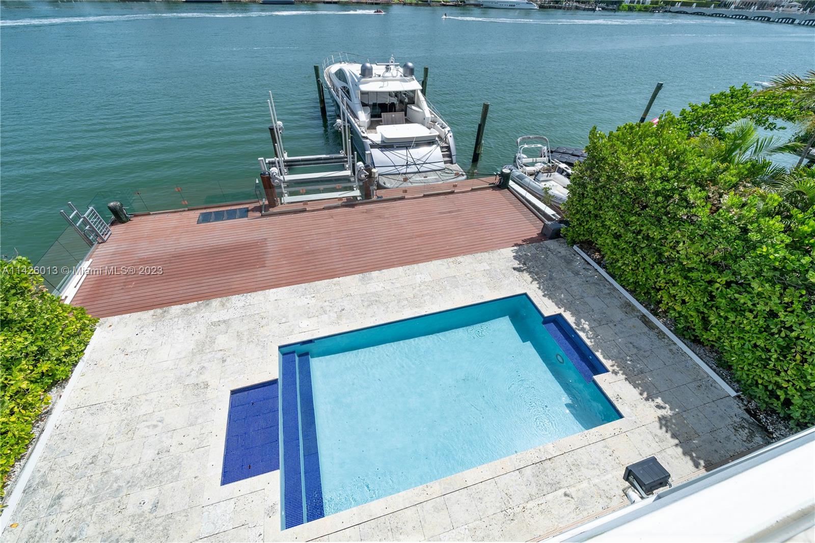 Palm Island Miami Beach, FL 33139 - Photo 44 of 50 a view of a backyard with chairs