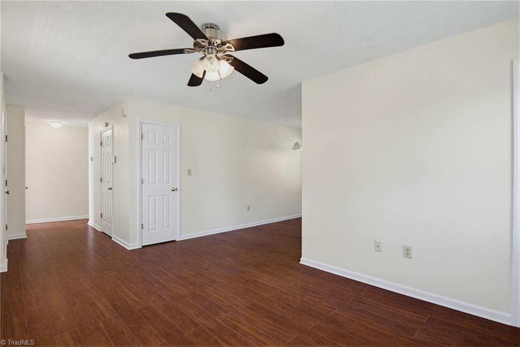 1528 Ambridge Court High Point, NC 27265 - Photo 7 of 28