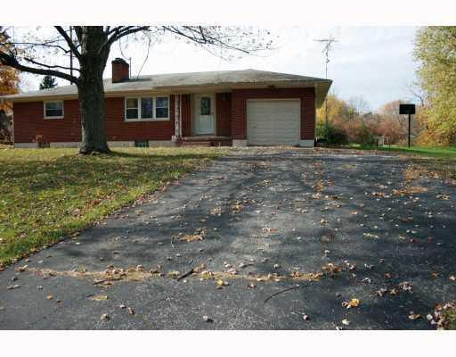 1925 Timberline Trail Springfield, OH 45503 - Photo 2 of 12