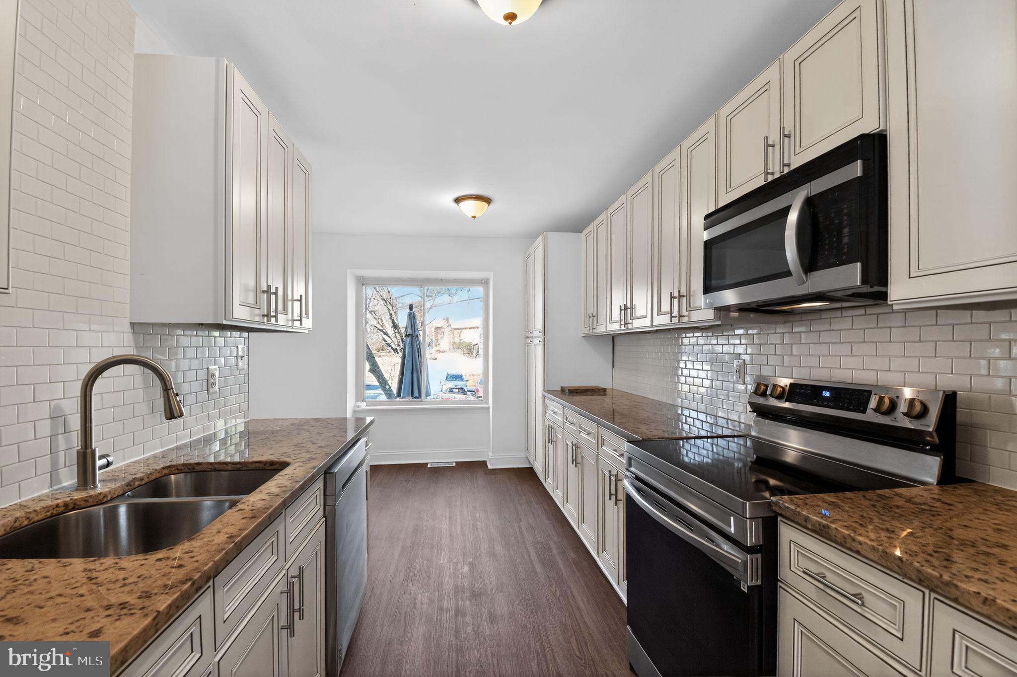 8912 Centerway Road Gaithersburg, MD 20879 - Photo 14 of 33