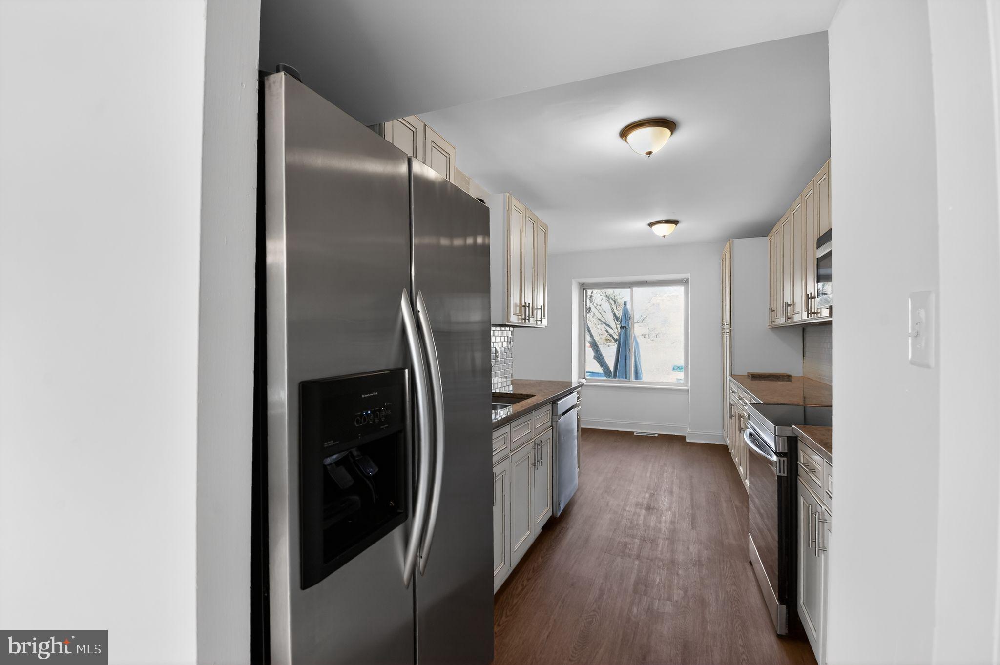 8912 Centerway Road Gaithersburg, MD 20879 - Photo 15 of 33