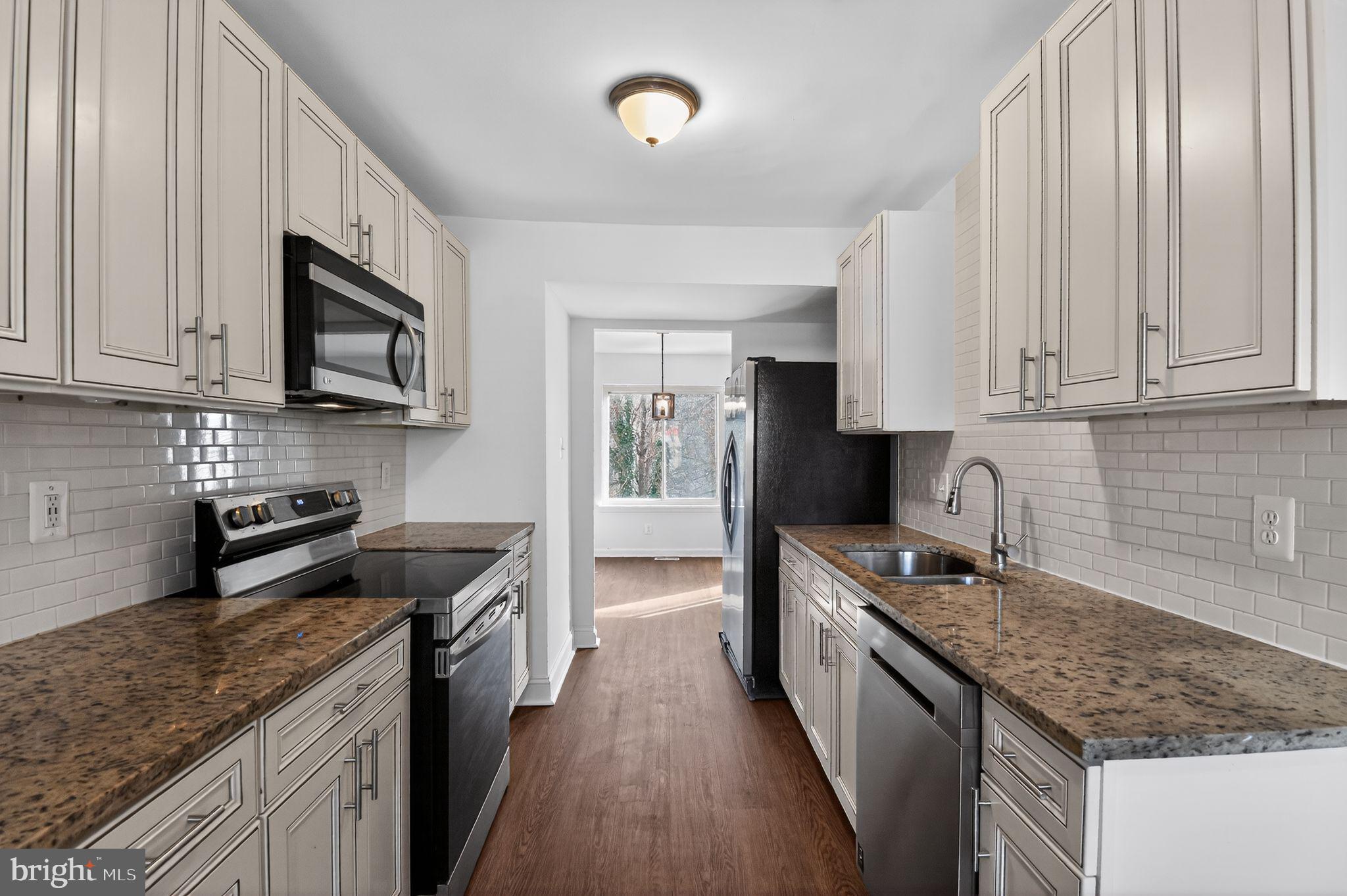 8912 Centerway Road Gaithersburg, MD 20879 - Photo 16 of 33