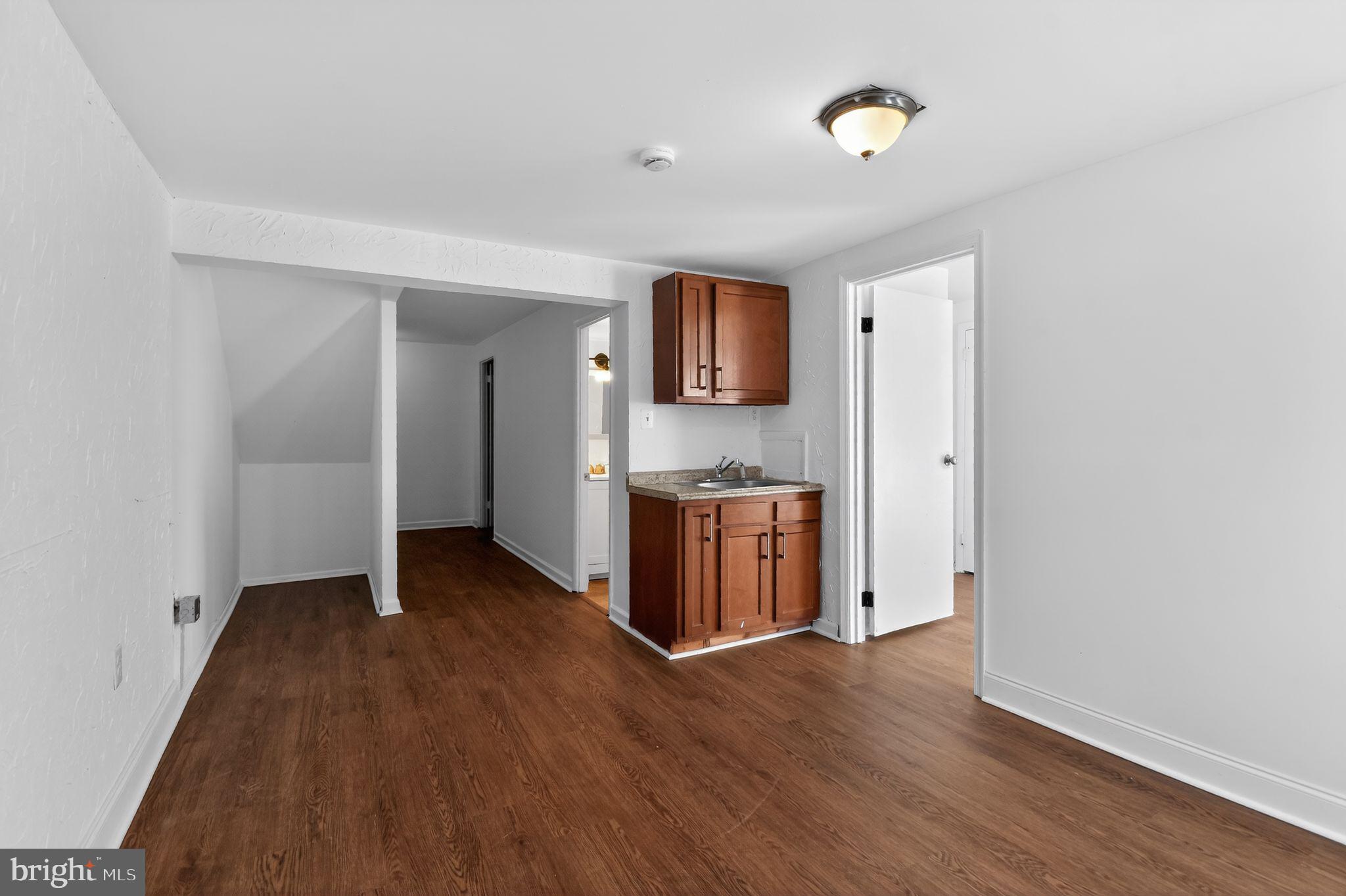 8912 Centerway Road Gaithersburg, MD 20879 - Photo 17 of 33