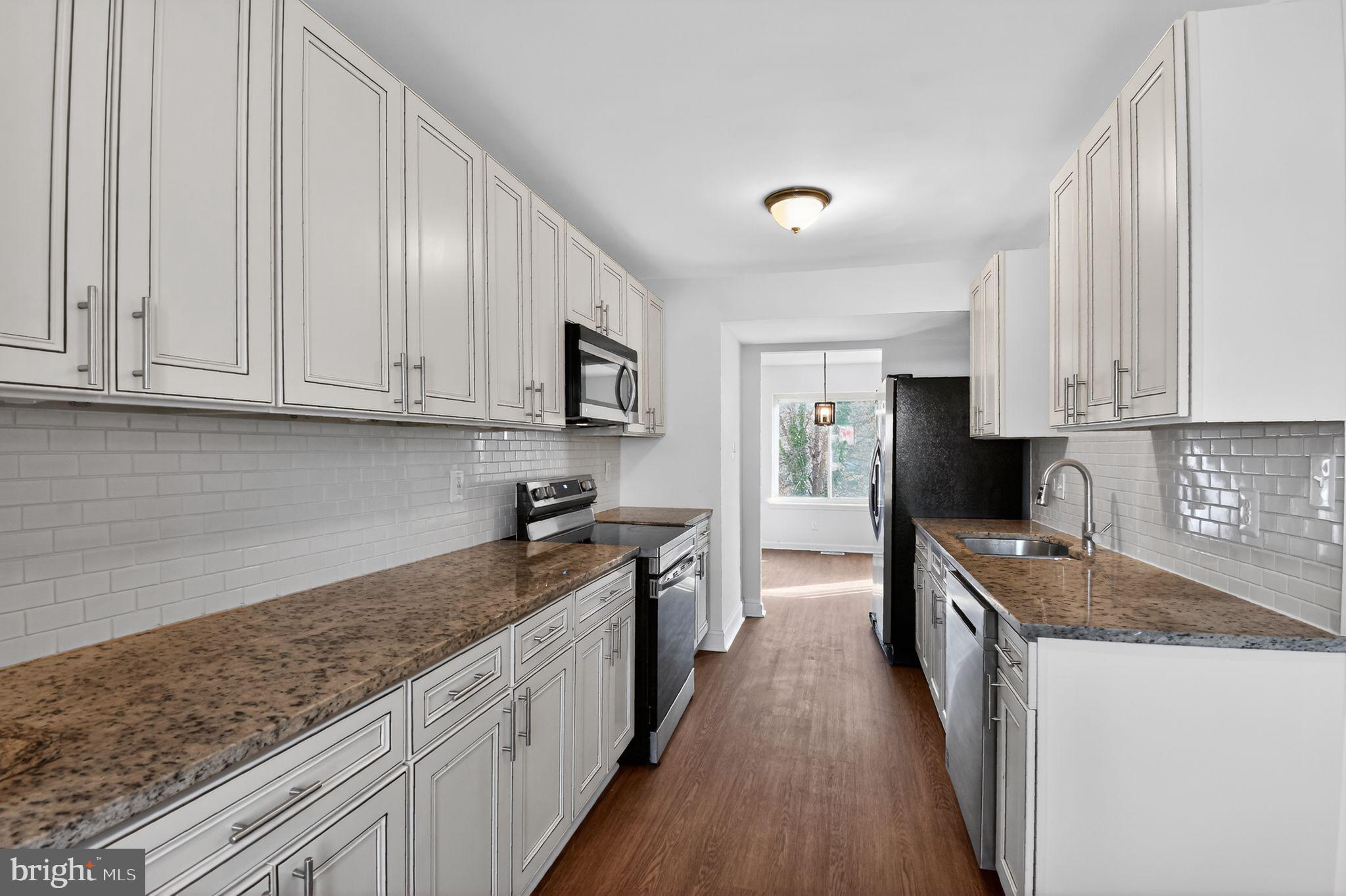 8912 Centerway Road Gaithersburg, MD 20879 - Photo 18 of 33