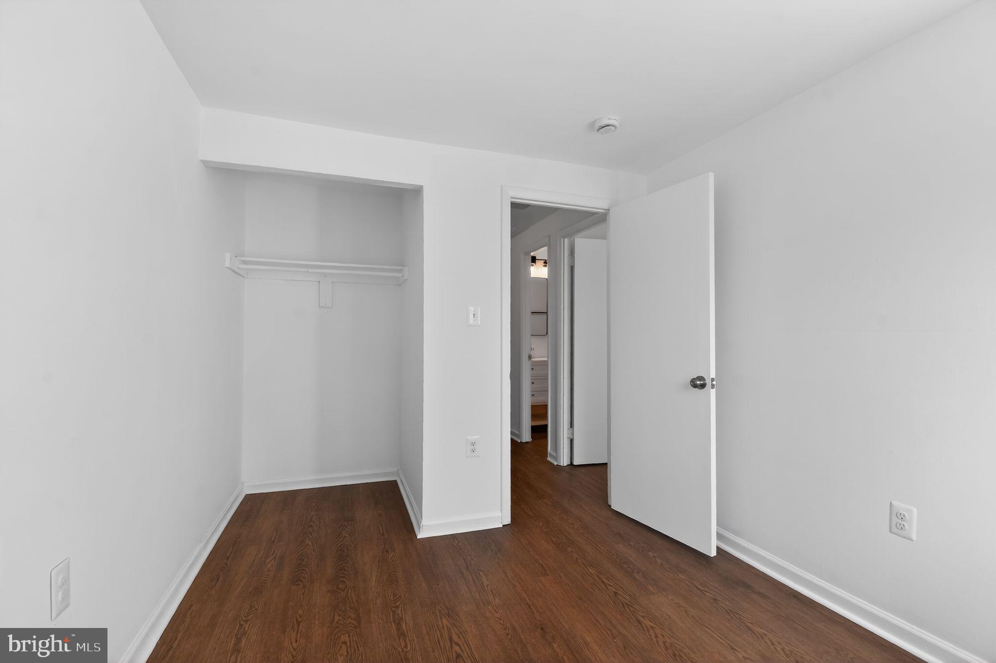 8912 Centerway Road Gaithersburg, MD 20879 - Photo 24 of 33