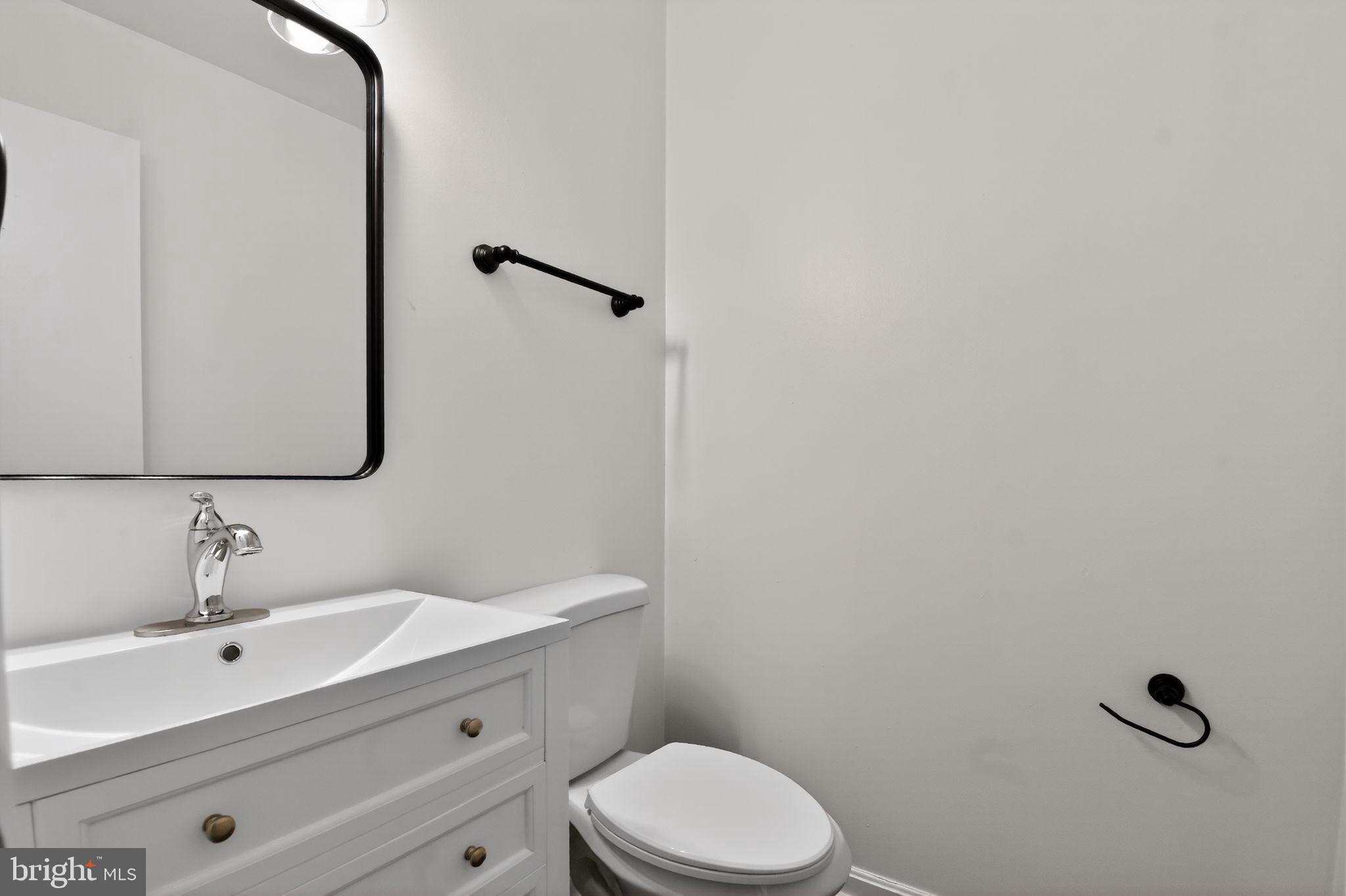 8912 Centerway Road Gaithersburg, MD 20879 - Photo 25 of 33