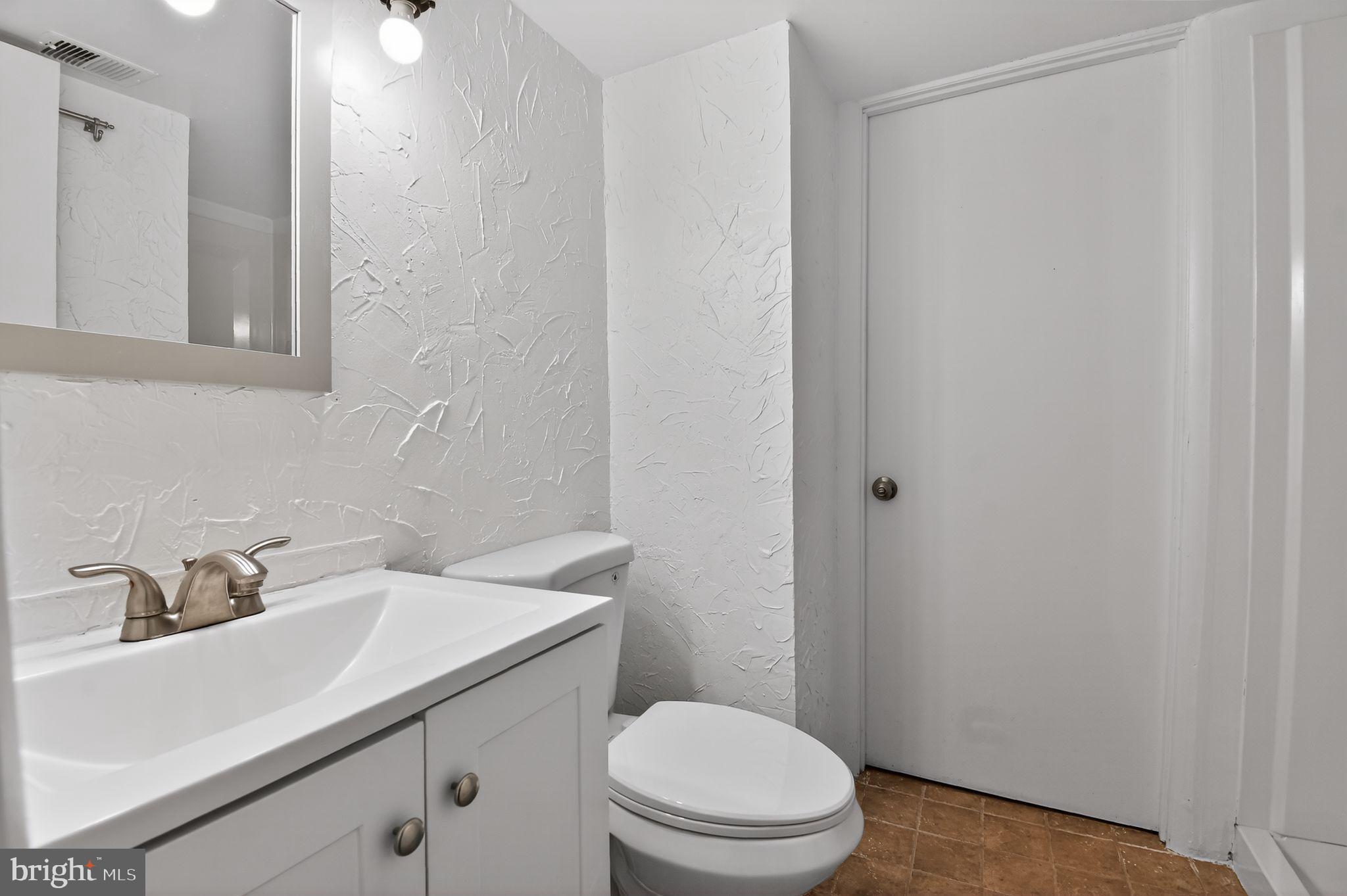 8912 Centerway Road Gaithersburg, MD 20879 - Photo 27 of 33