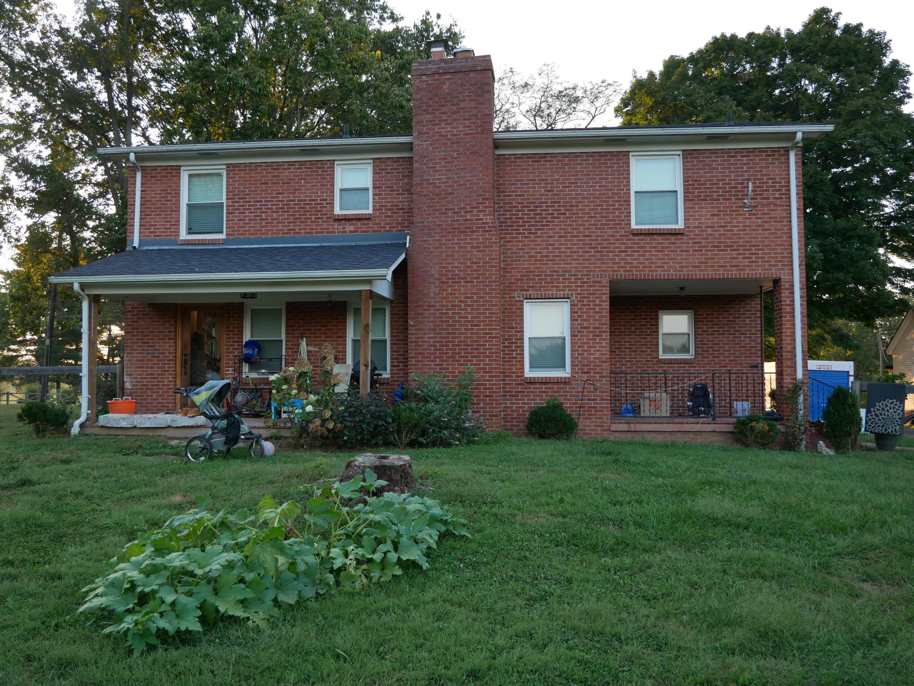 215 Danville Loop 1 Road Nicholasville, KY 40356 - Photo 2 of 3 Photo back