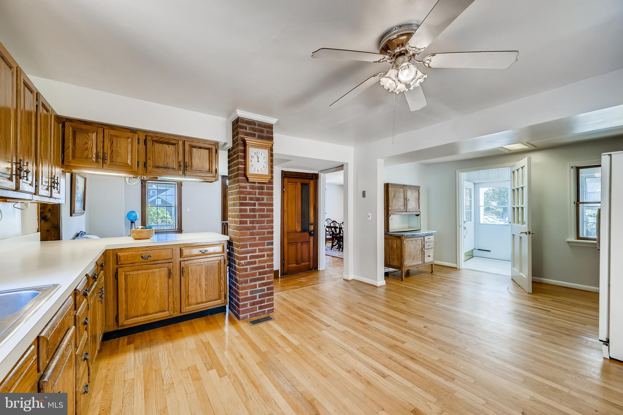 82 Ritters Lane Owings Mills, MD 21117 - Photo 19 of 39 Kitchen