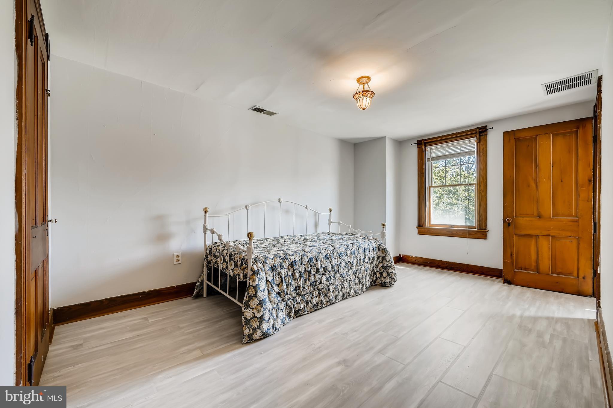 82 Ritters Lane Owings Mills, MD 21117 - Photo 30 of 39 2nd Floor Bedroom