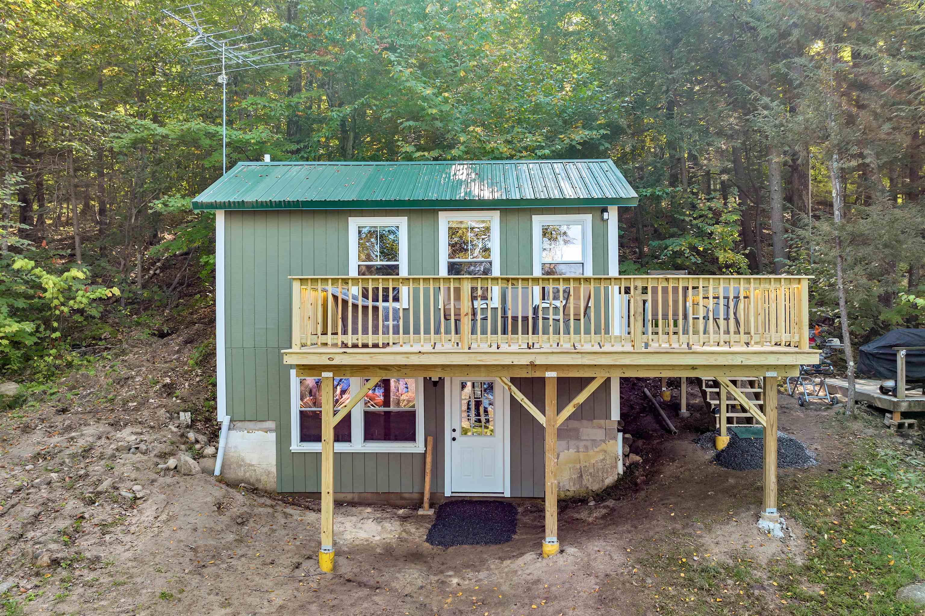 904 Rattlesnake Island Alton, NH 03810 - Photo 3 of 37 Gallery Image 3