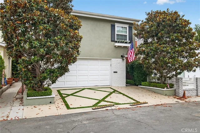 a view of backyard with a patio