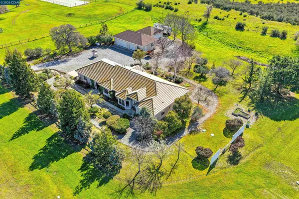 $790,000 | 5475 Ferseyna Way, Valley Springs, CA 95252