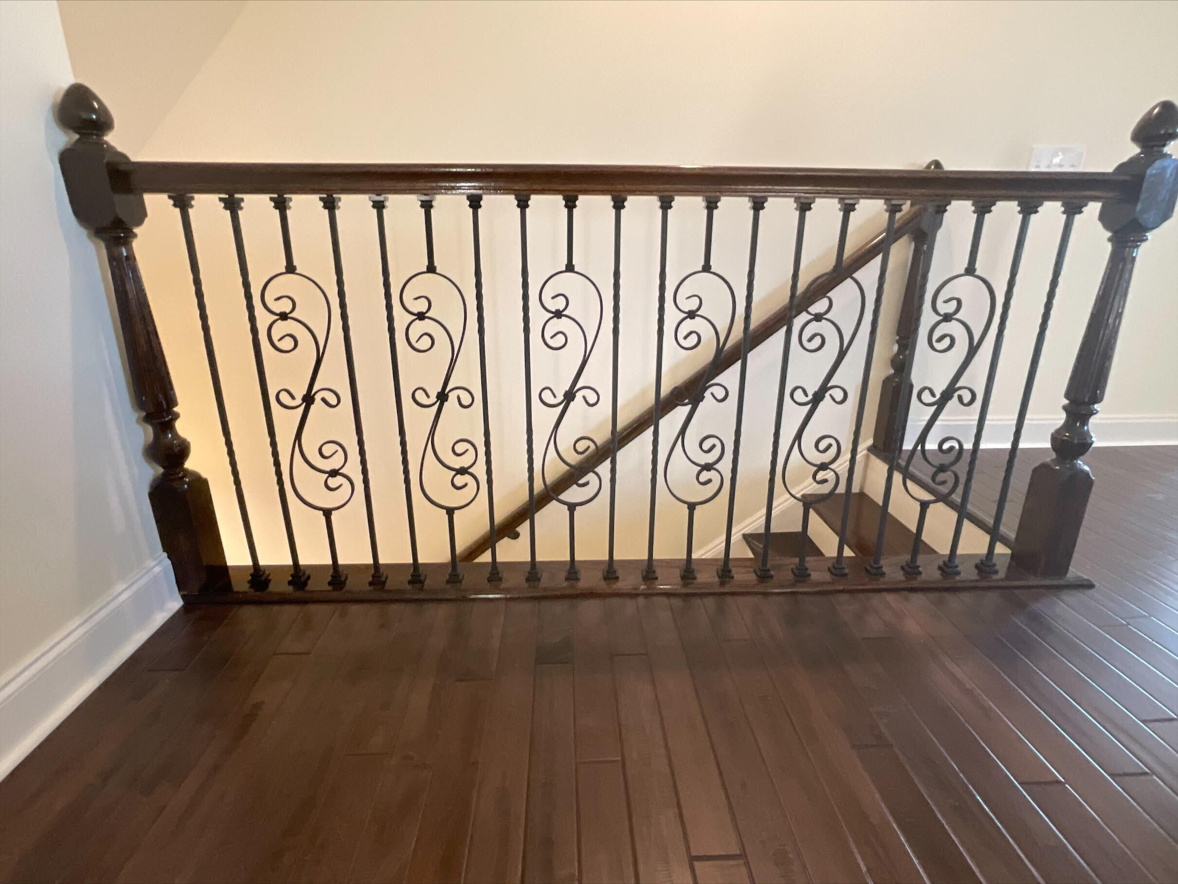 1155 Jim Fox Road Greeneville, TN 37743 - Photo 31 of 53 Stair Railing