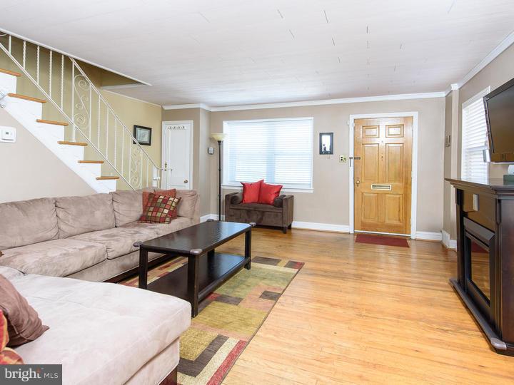 11 Sandy Bank Road Media, PA 19063 - Photo 6 of 25