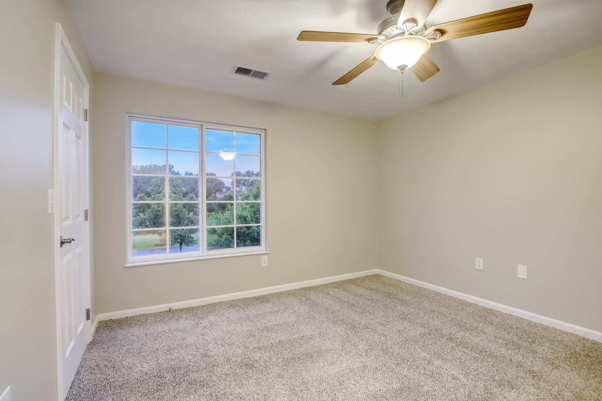 4933 Opal Ridge Lane, Unit 311 Indianapolis, IN 46237 - Photo 16 of 21