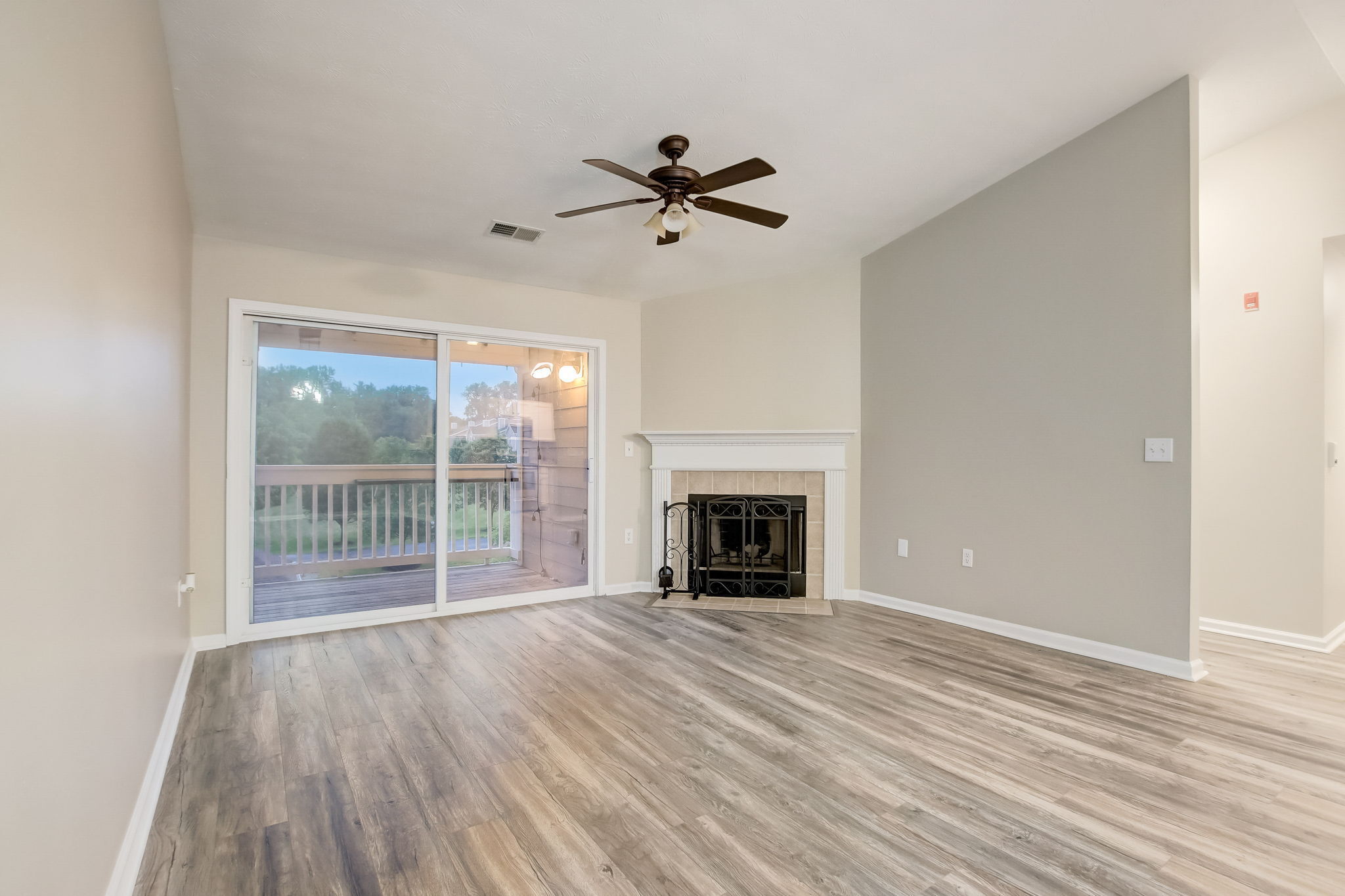 4933 Opal Ridge Lane, Unit 311 Indianapolis, IN 46237 - Photo 6 of 21