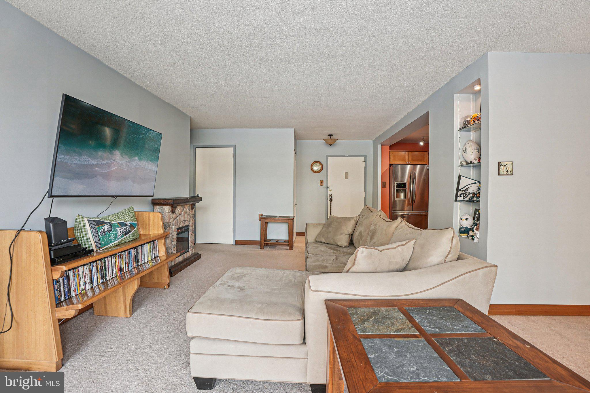 801 Yale Avenue, Unit 628 Swarthmore, PA 19081 - Photo 6 of 28 Living Room