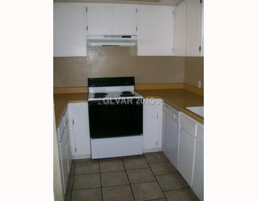 1765 Jupiter Court, Unit B Las Vegas, NV 89119 - Photo 3 of 9 Kitchen.