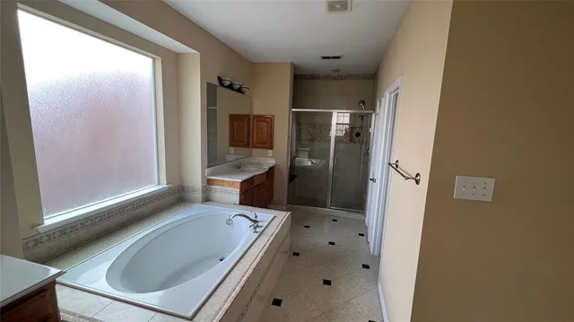 $3,250 | 2205 Eagles Nest Drive, Euless, TX 76039