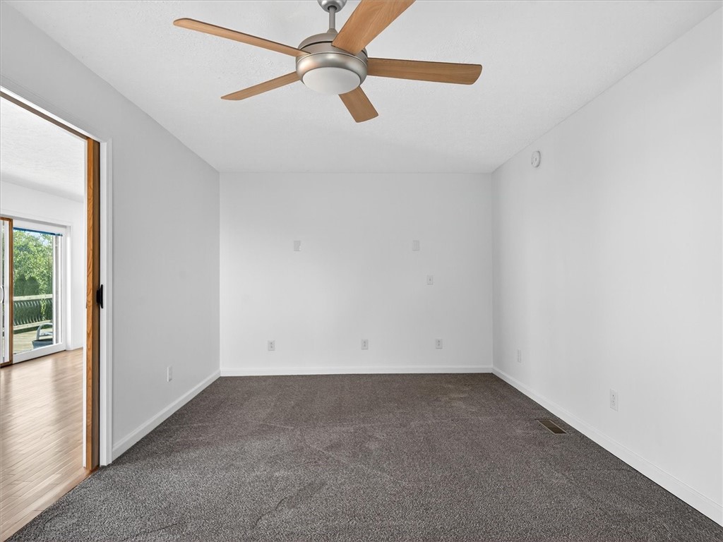 14462 Lakeshore Road Carlton, NY 14477 - Photo 36 of 50