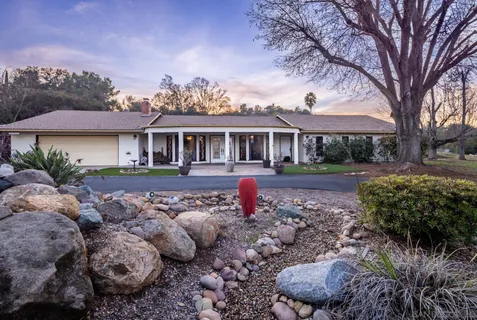 $895,000 | 17665 Highway 67, Ramona, CA 92065