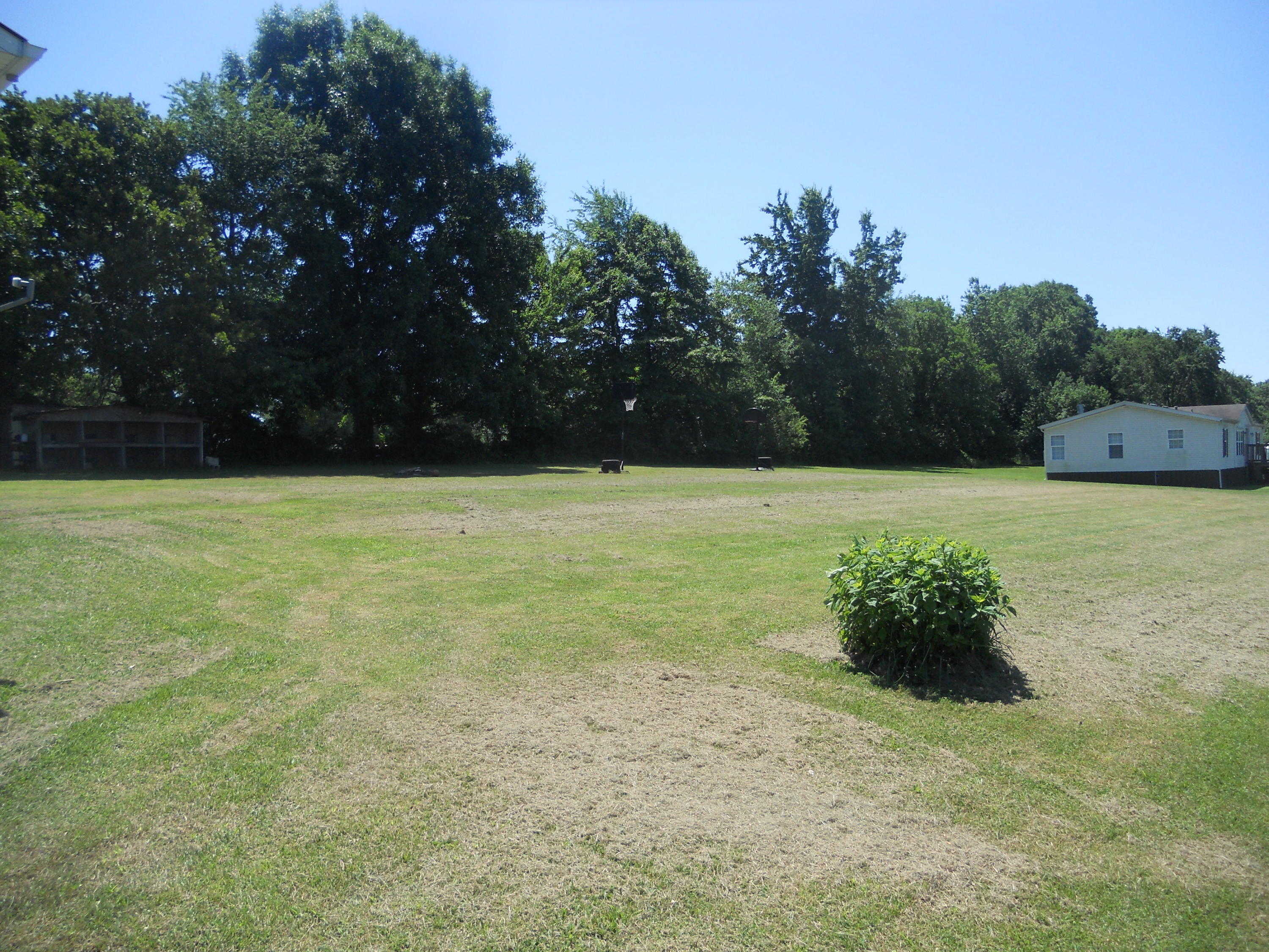 1022 Ridgeway Road Jamestown, TN 38556 - Photo 8 of 20 008
