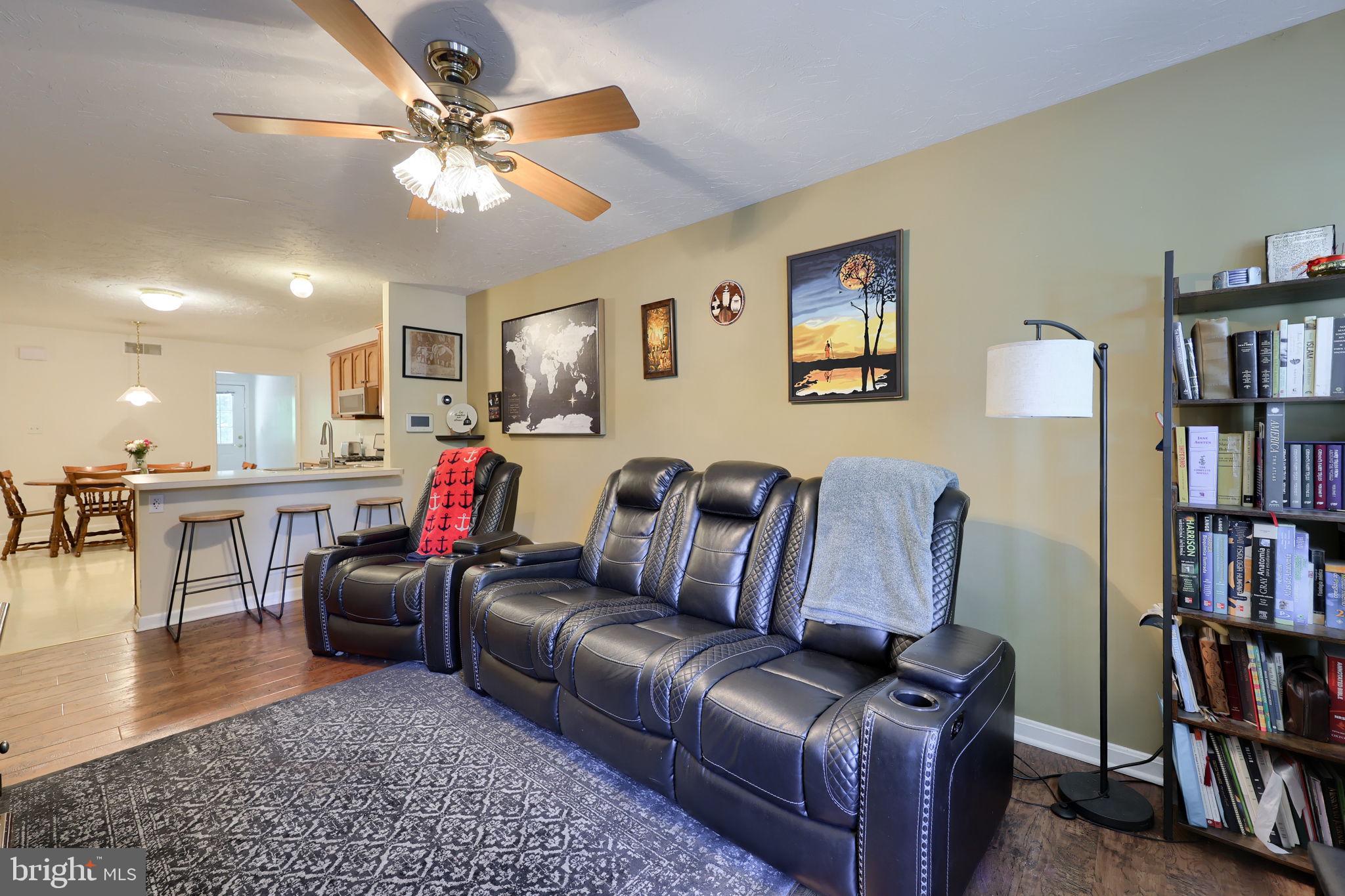 113 Silver Screen Drive, Unit 113 York, PA 17402 - Photo 5 of 35