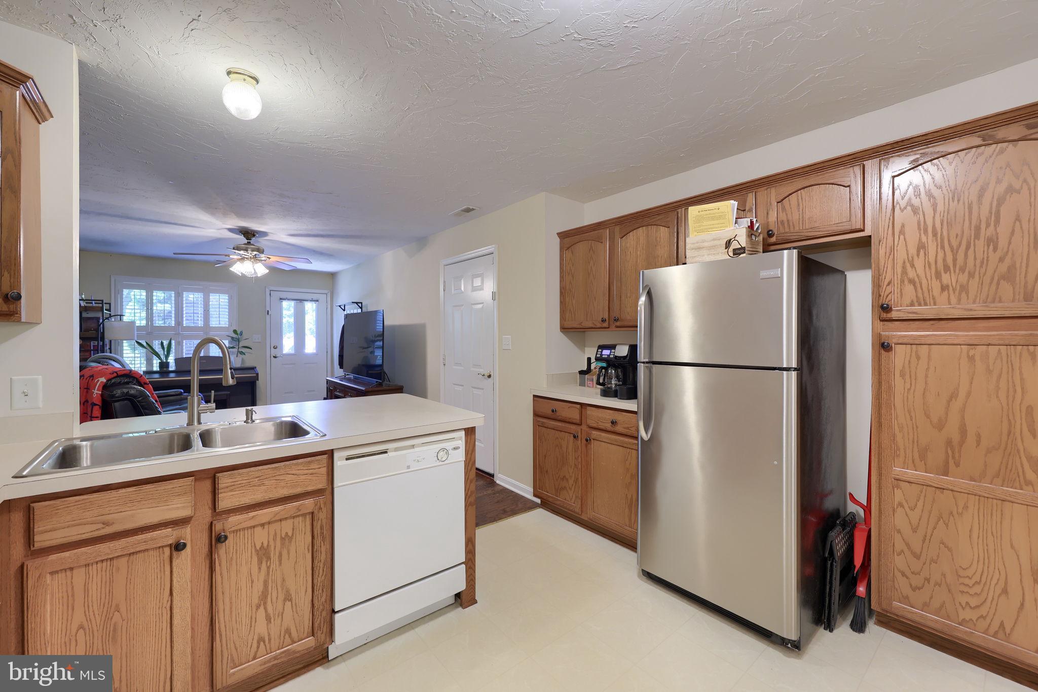 113 Silver Screen Drive, Unit 113 York, PA 17402 - Photo 9 of 35