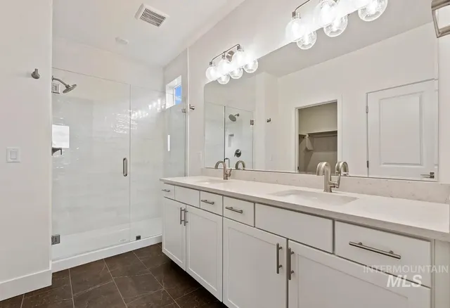 $549,000 | 11691 South Glory Lane, Kuna, ID 83634