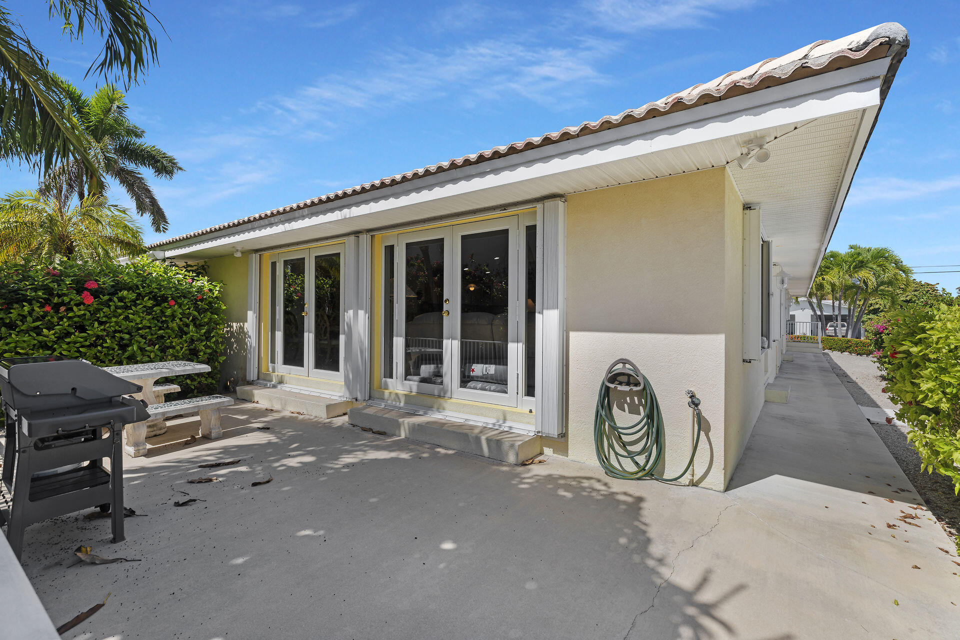 130 9th Street Key Colony Beach, FL 33051 - Photo 35 of 36 a view of a house with a patio